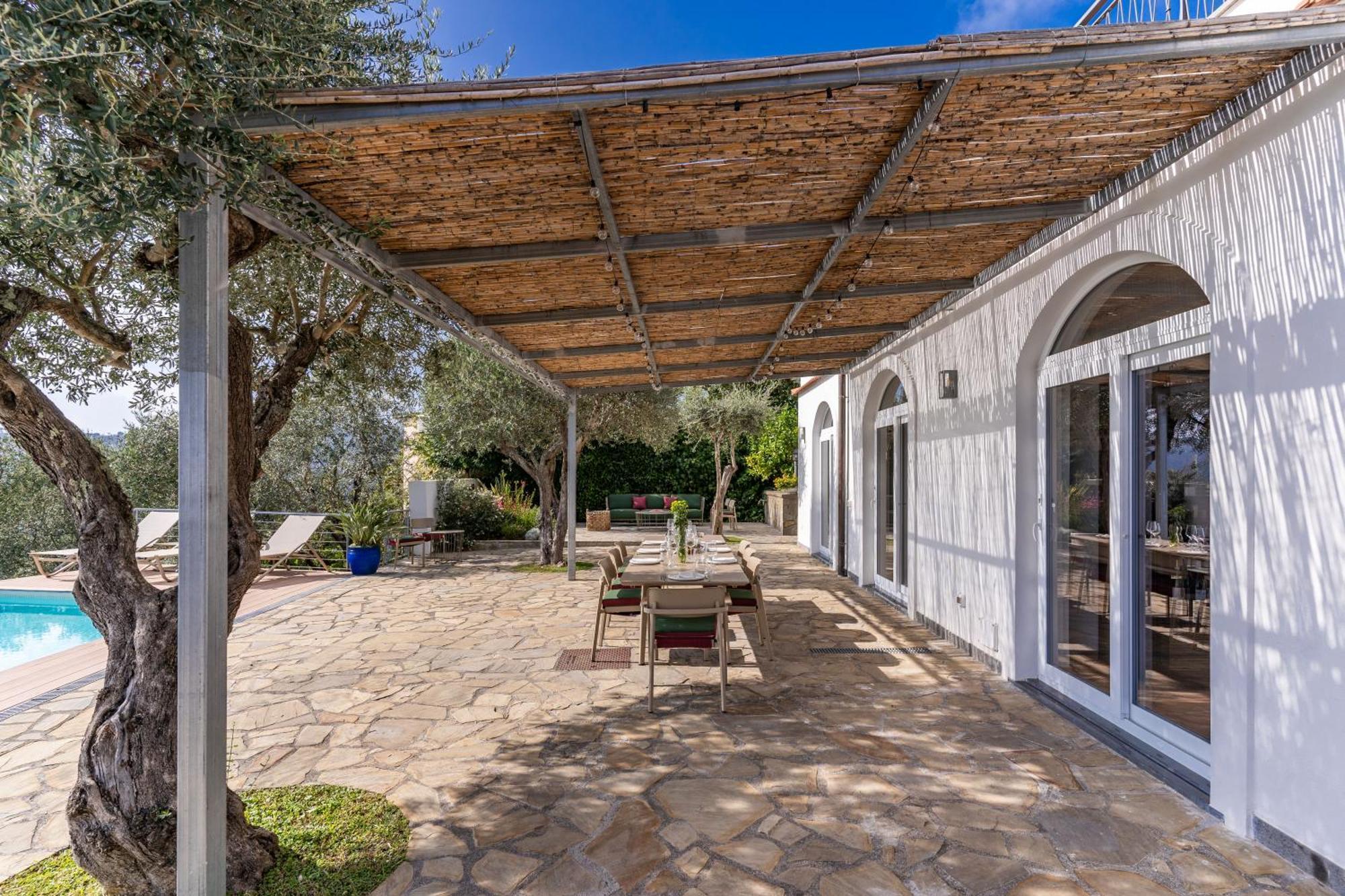 Villa Chez Pie Panoramic Views Pool And Guest Services SantʼAgata sui Due Golfi Exteriör bild