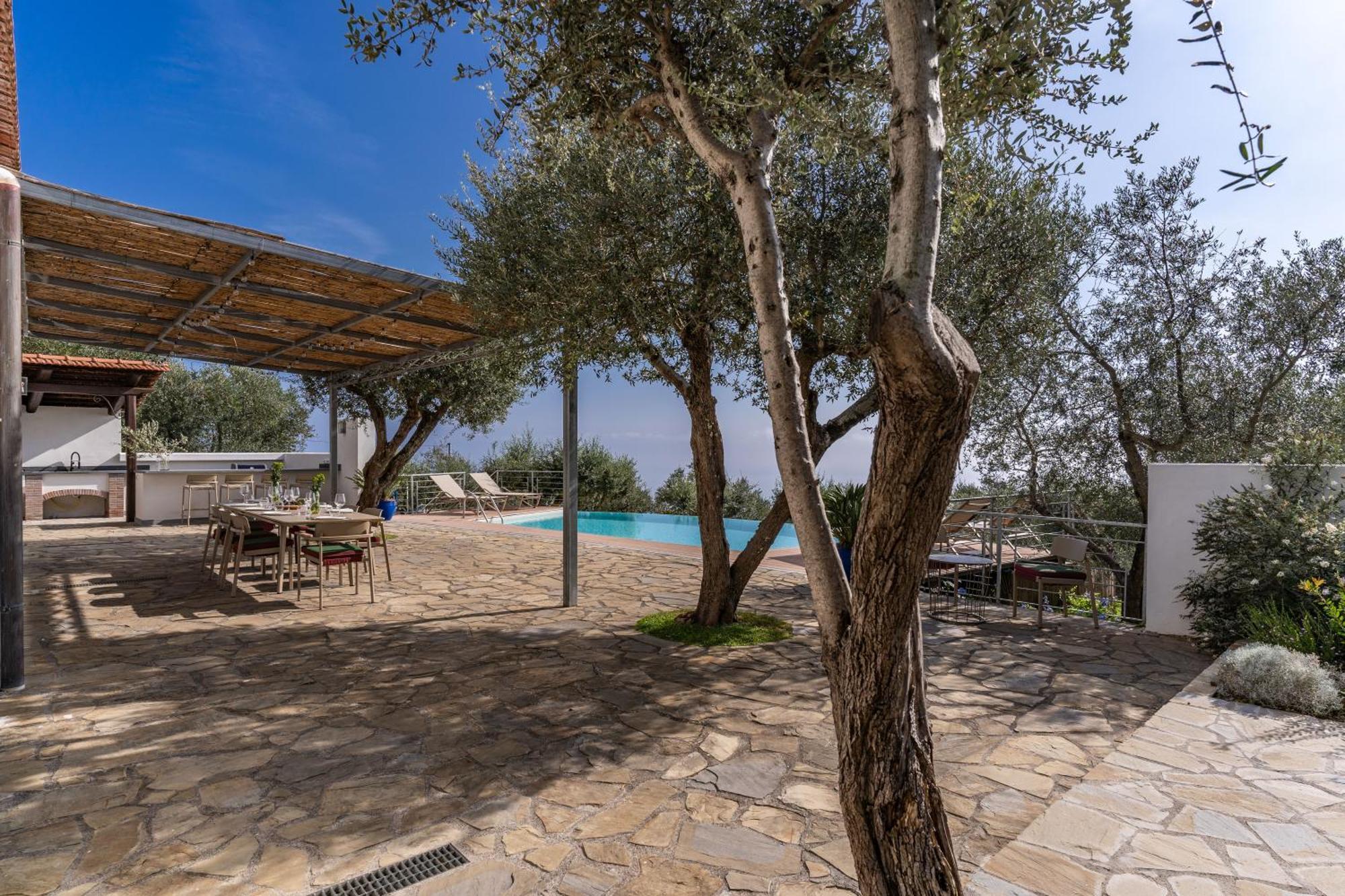 Villa Chez Pie Panoramic Views Pool And Guest Services SantʼAgata sui Due Golfi Exteriör bild
