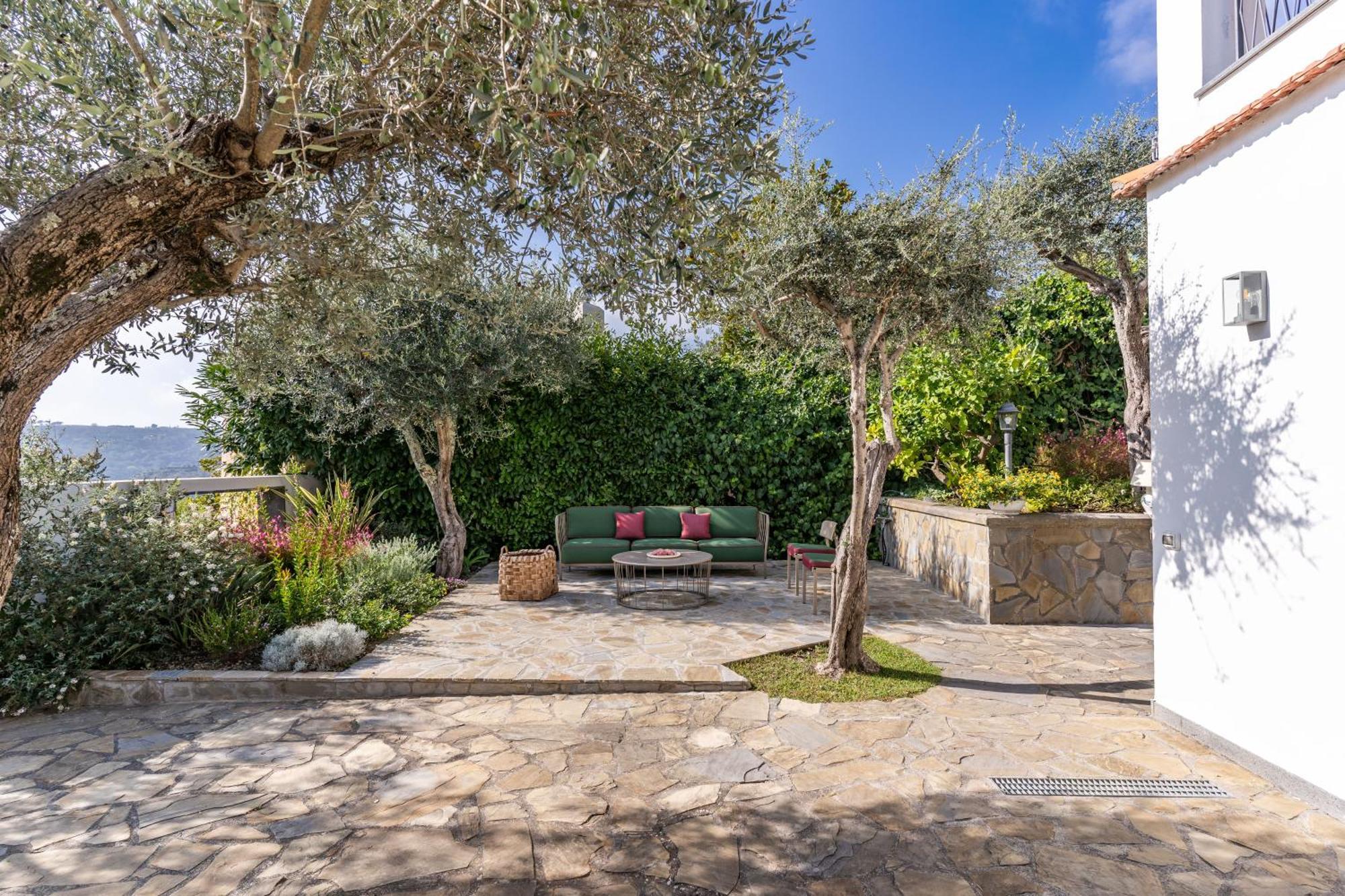 Villa Chez Pie Panoramic Views Pool And Guest Services SantʼAgata sui Due Golfi Exteriör bild