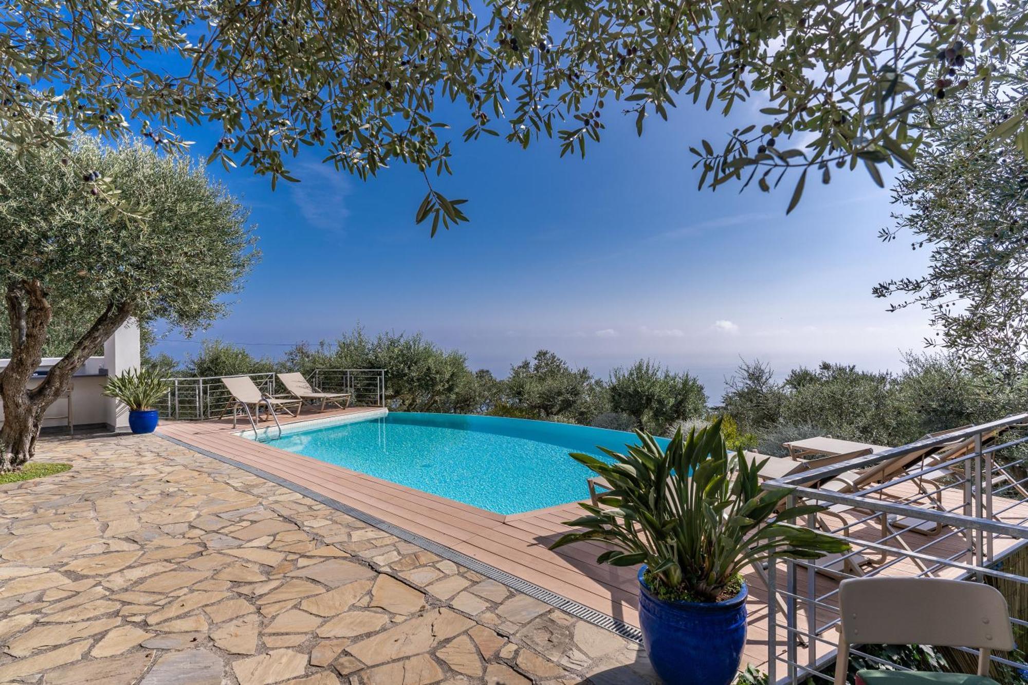 Villa Chez Pie Panoramic Views Pool And Guest Services SantʼAgata sui Due Golfi Exteriör bild