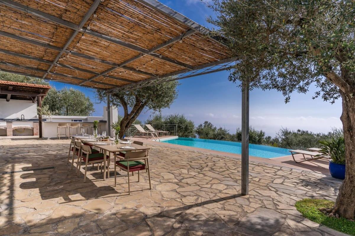 Villa Chez Pie Panoramic Views Pool And Guest Services SantʼAgata sui Due Golfi Exteriör bild