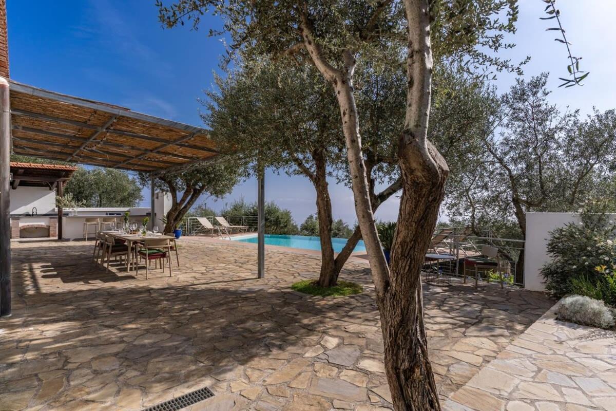 Villa Chez Pie Panoramic Views Pool And Guest Services SantʼAgata sui Due Golfi Exteriör bild